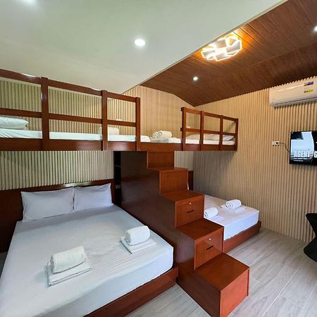 Youhan Beach Resort San Antonio  Exterior foto